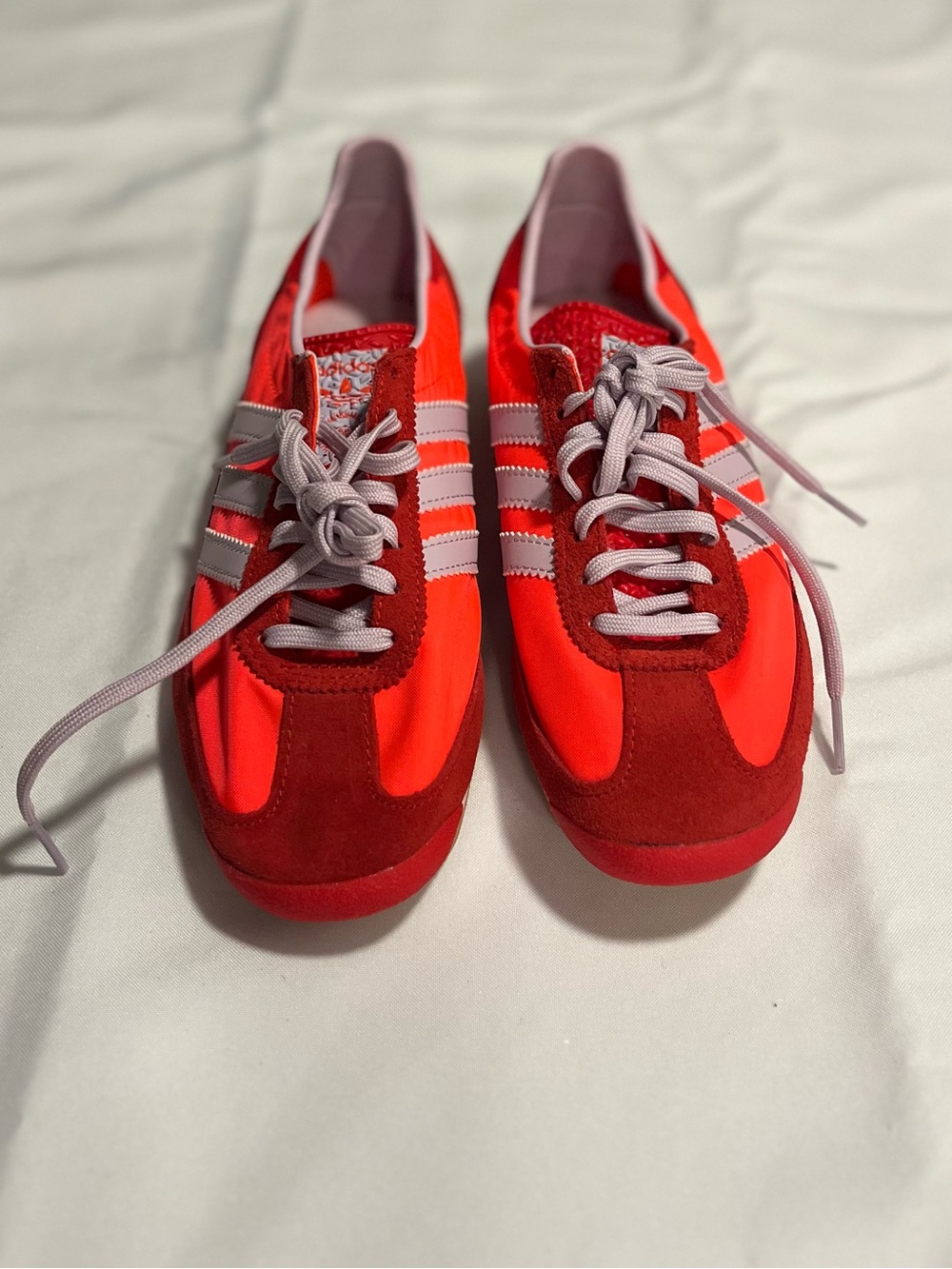 Adidas Women's SL72 OG
Originals Size 6.5 Solar Red
Lavender JH7392 New With Tag